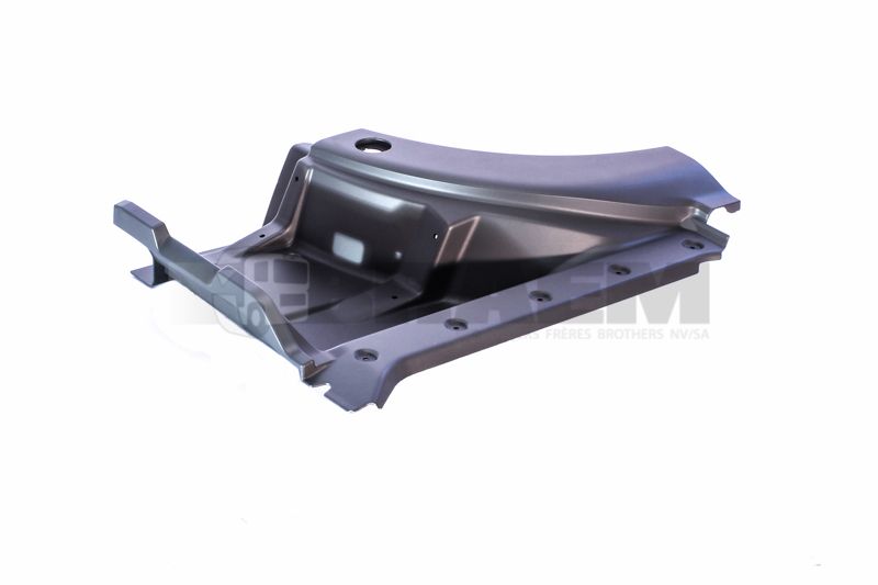 قطع غيار الشاحنات - الجسم - مدخل المقصورة - دواسة الباب - CAR1.615.1018