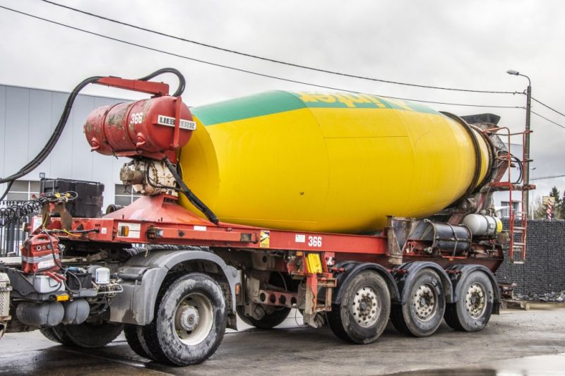 Ciężarówki-używane - Naczepa - LIEBHERR LIEBHERR BETON MIXER/MALAXEUR/MISCHER-12M³