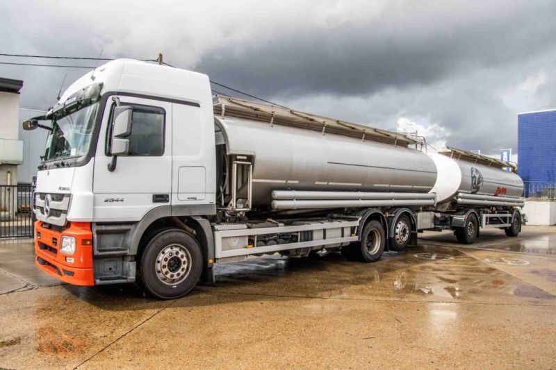 شاحنات مستعملة - شاحنات - MERCEDES ACTROS 2544-MP3+MAGYAR INOX18.200L+17.700L/2X6COMP