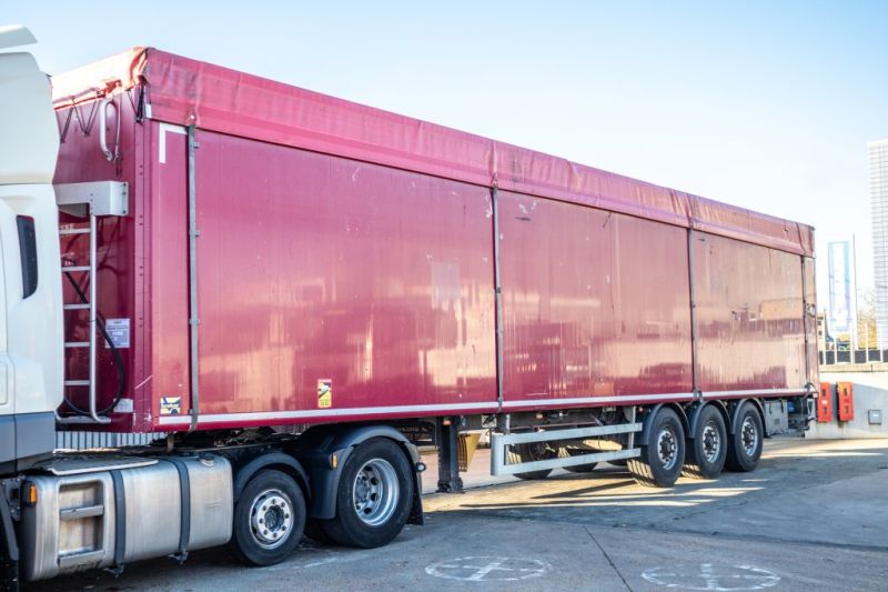 Camions d'occasion - Semi-remorques - KRAKER WALKING FLOOR CF 200-92 m3