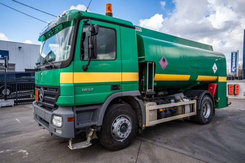شاحنات مستعملة - شاحنات - MERCEDES ACTROS 1832 +12.000 L/3 comp.