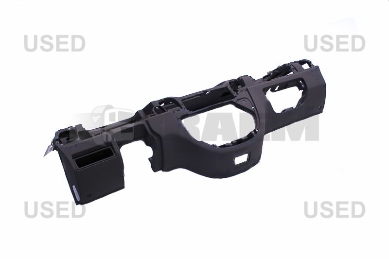 Lkw- und Busersatzteile - Fahrerhaus - Kabine Interieur - Dashboard - MB901.680.05.06.OCC