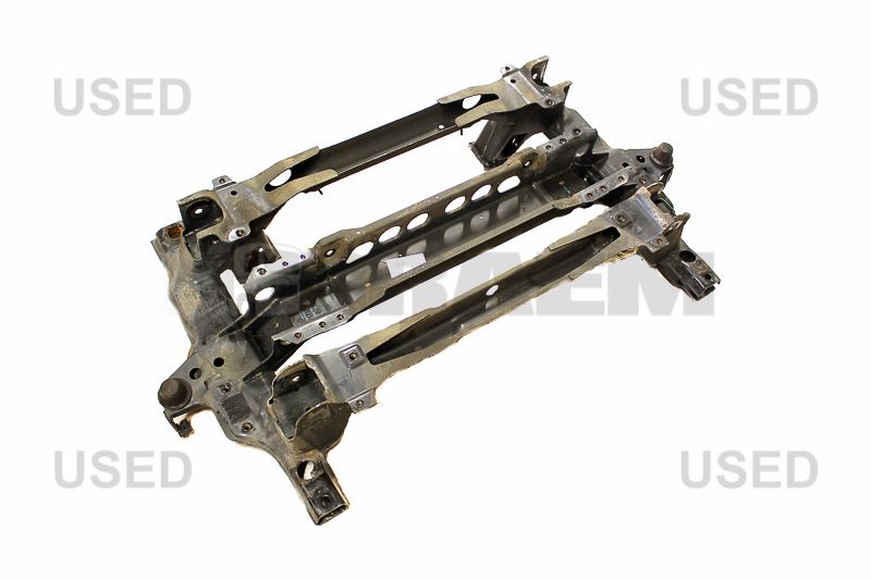 Lkw- und Busersatzteile - Fahrgestell - Chassis Balken - Quertraeger - MB906.330.51.06.OCC