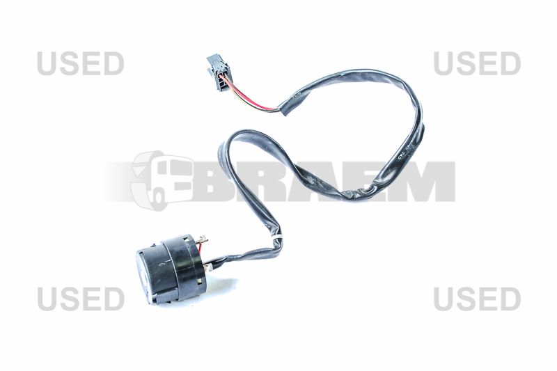 Lkw- und Busersatzteile - Fahrerhaus - Kabine Elektrizität - Schalter - MB943.545.00.08.OCC