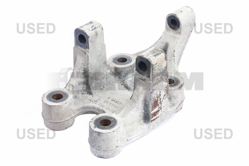 قطع غيار الشاحنات - نظام التعليق - الاستقرار - Bearing bracket - MB960.325.44.09.OCC