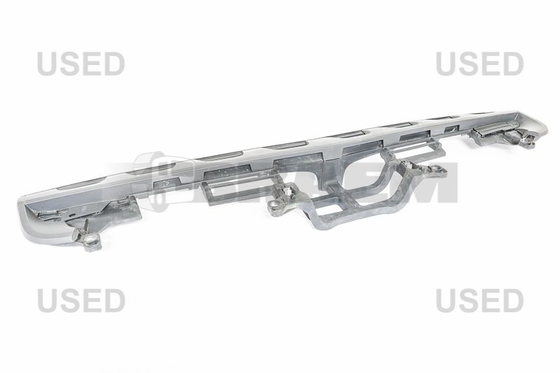 Lkw- und Busersatzteile - Fahrerhaus - Cabine Karosserie - Gitter Vorn - MB960.885.07.54.OCC